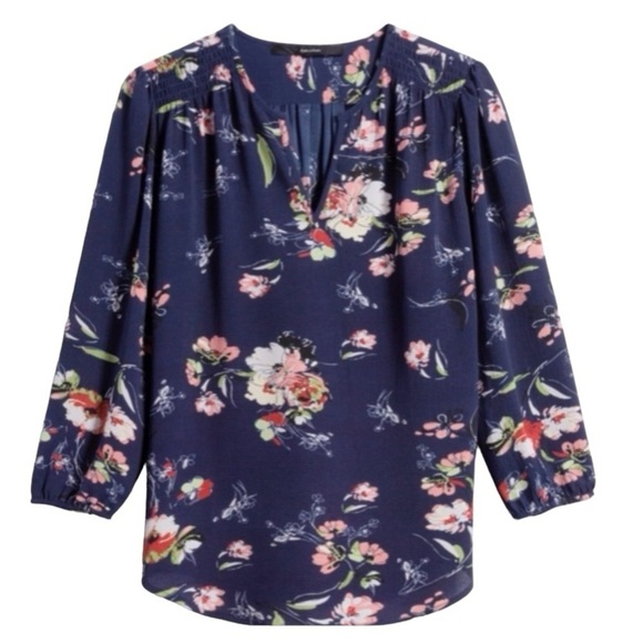 Fun2Fun Navy Floral Boho Split Neck Blouse NWOT Small - Picture 2 of 9